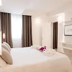 Hotel San Lorenzo Boutique & 4*